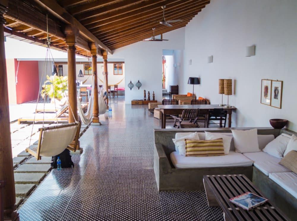 Los Patios Hotel غرناطة المظهر الخارجي الصورة